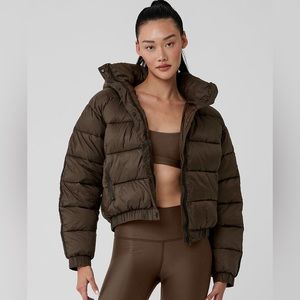 New with tags Alo Yoga Aspen Love Puffer Jacket brown espresso small s